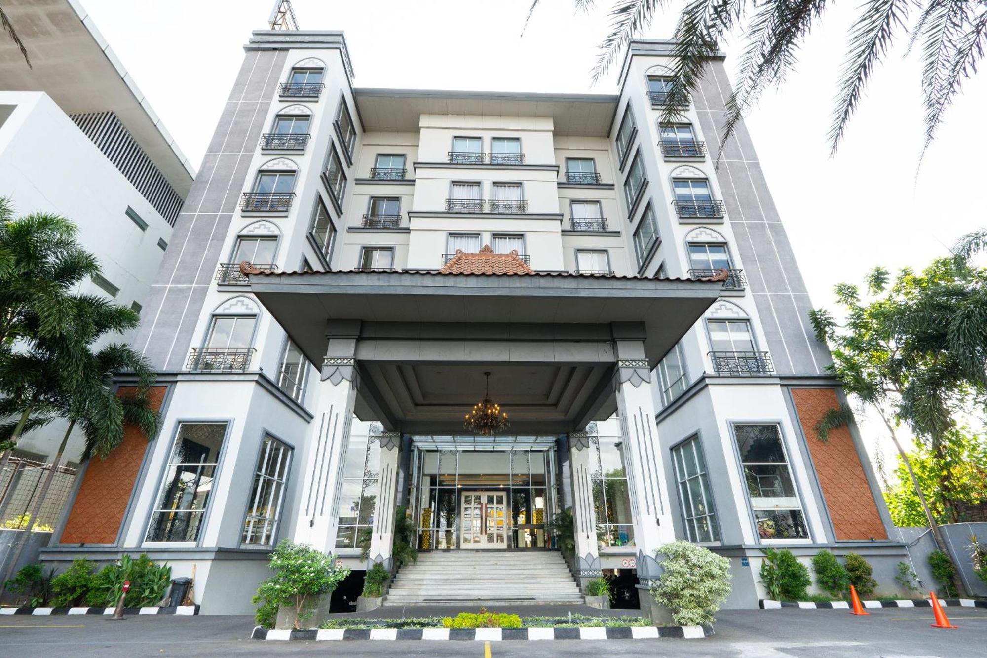 Grand Serela Yogyakarta Exterior foto