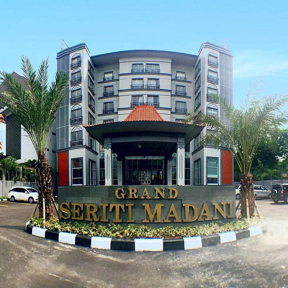Grand Serela Yogyakarta Exterior foto
